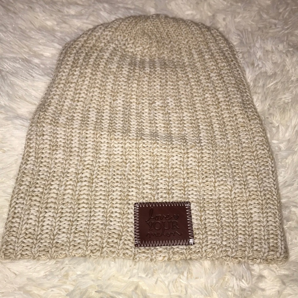 Love Your Melon cream Beanie 🌻💛✨ Brand New